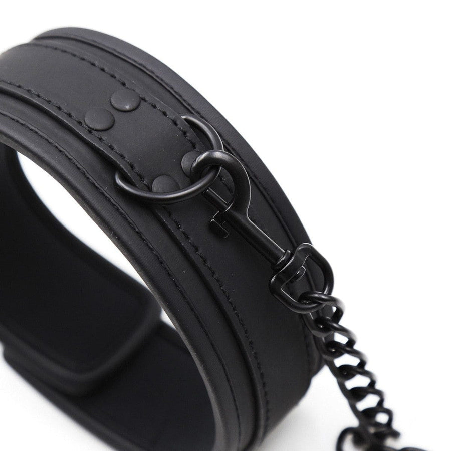 Smooth Black Temptation BDSM Training Collar